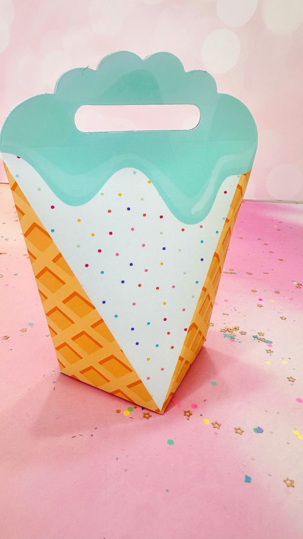 Danna Box - Image 2